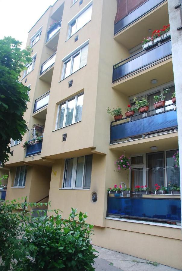 Bartakovics Apartman Eger Zewnętrze zdjęcie